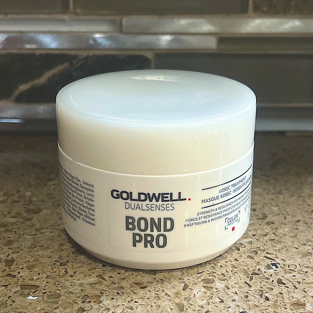 💚 2 for $20 Goldwell Bond Pro 60 SEC trmt!Improves hair texture with 1st use. 💚